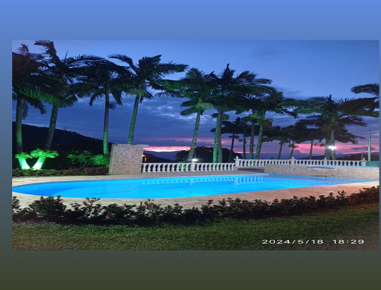 El Oasis